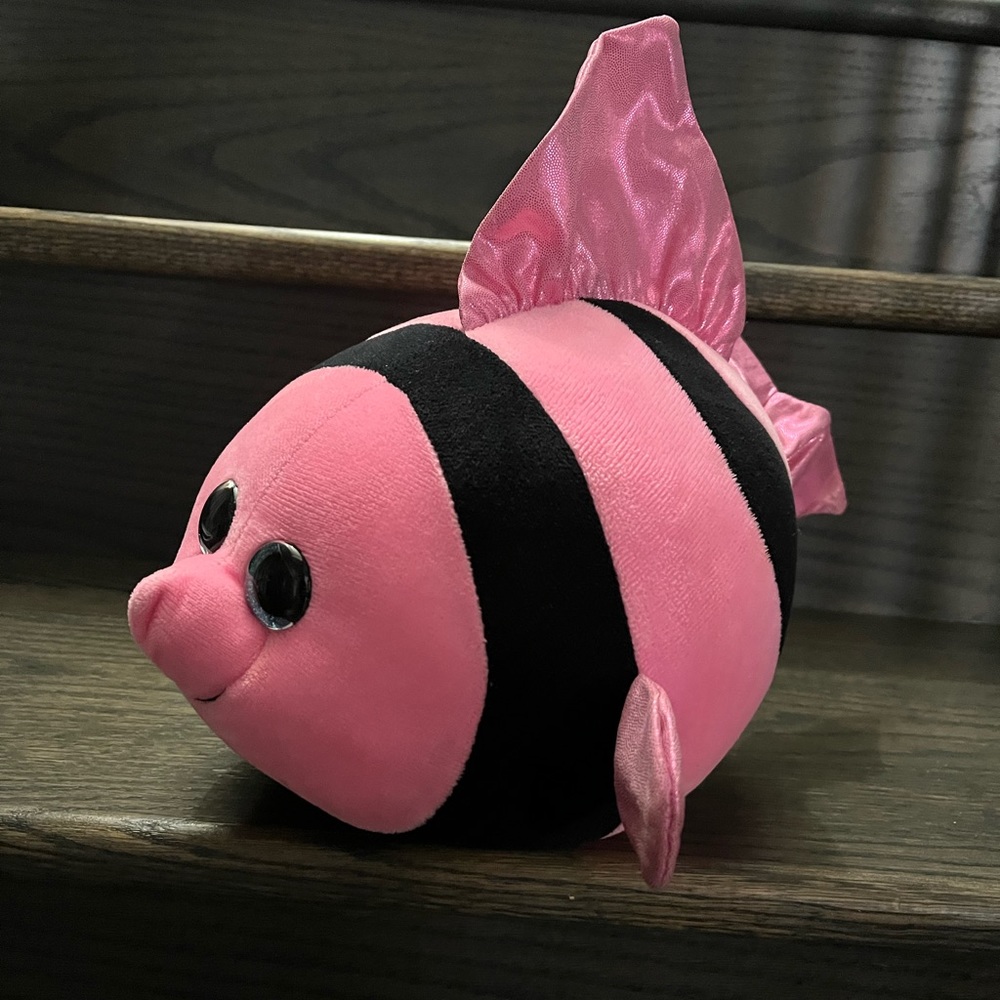 Large pink fish plush toy brand new 14” long